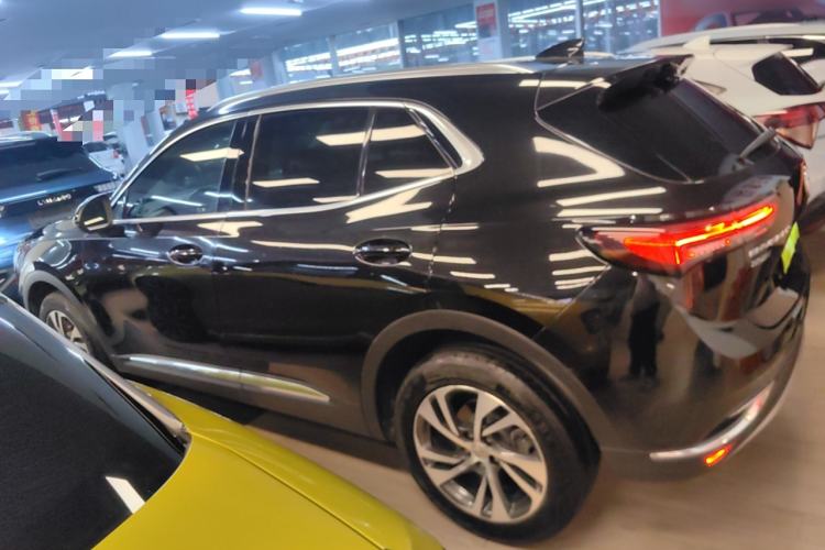 Used Buick Envision 2022 Encore S 552T Two-Wheel-Drive Luxury Model
