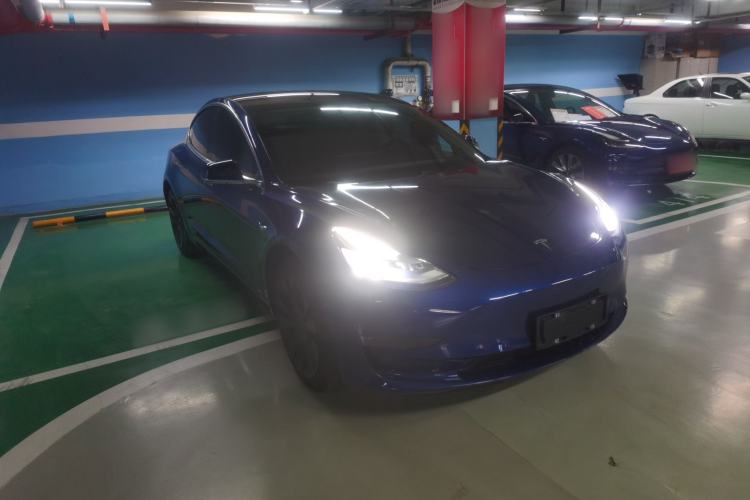 Used Tesla Model 3 2019 Long-Range Rear-Wheel-Drive Version
