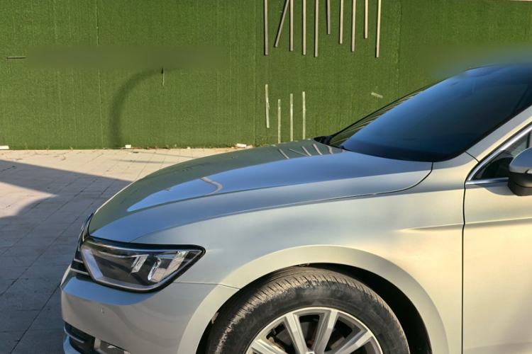 Used Volkswagen Magotan 2018 330TSI DSG Advanced Model
