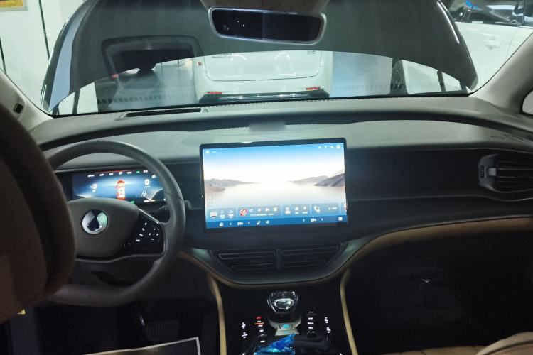 Used Denza D9 2022 DM-i 970 Four-Wheel Drive Flagship Model