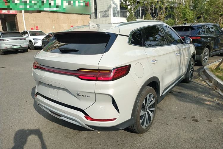 Used BYD Song PLUS New Energy 2024 Honor Edition EV 520km Premium Model
