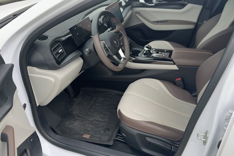 Used BYD Qin PLUS 2024 HONOR Edition DM-i 55KM Leading Model
