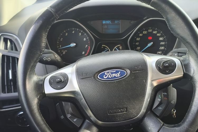 Used Ford Focus 2012 Hatchback 1.6L Automatic Fashion Edition
