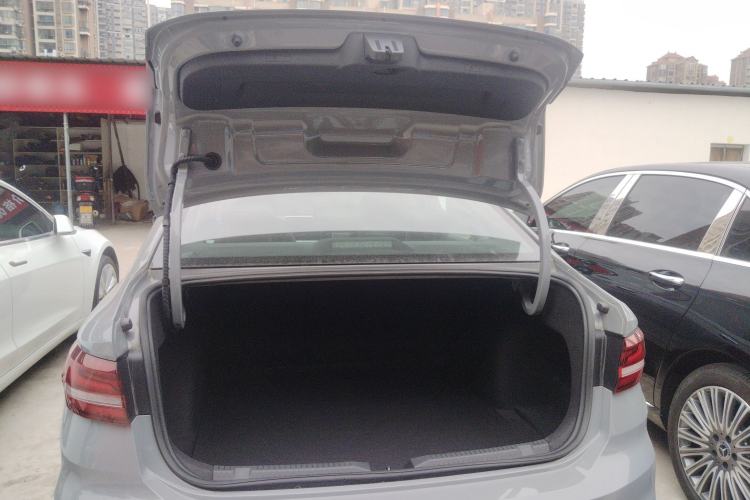 Used Volkswagen Lavida 2023 300TSI DSG Starry Sky Elite Edition