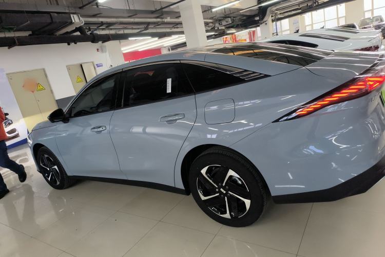 Used  L6 2025 EM-i 140km Explorer+ Edition