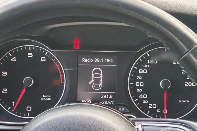 Used Audi A4L 2015 35 TFSI Automatic Standard Model
