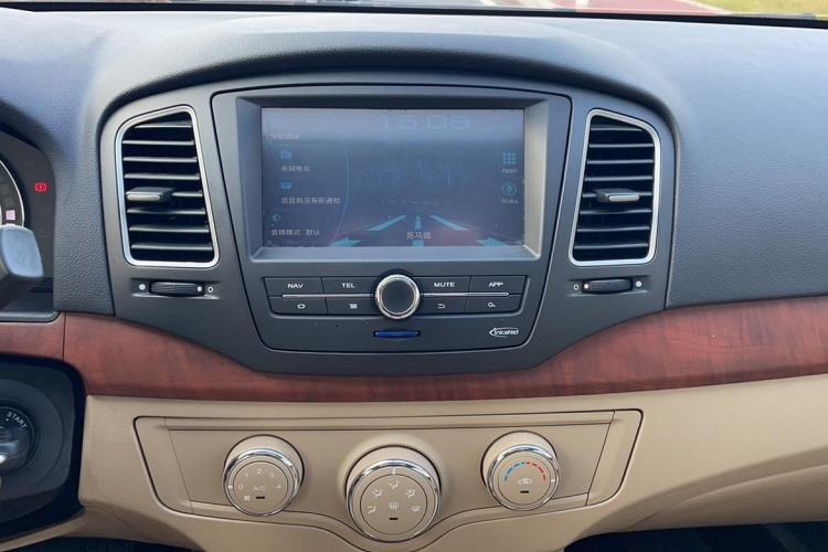 Used Roewe 350 2014 1.5L Automatic Xunyue Version