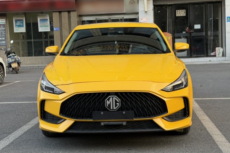Used MG 5 2021 180 DVVT CVT Youth Luxury Edition
