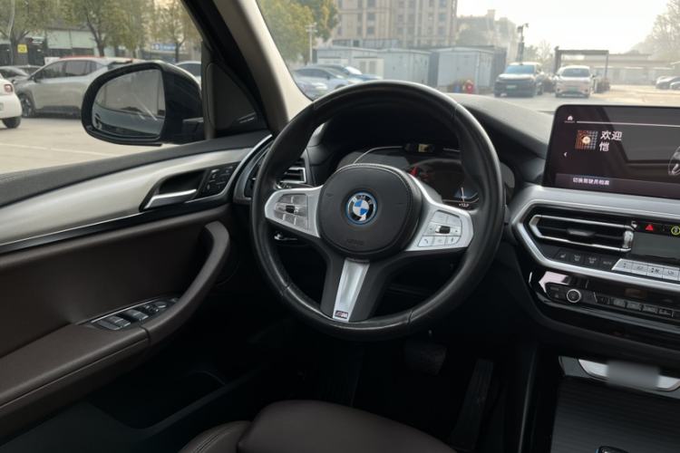 Used BMW iX3 2022 Leading Type
