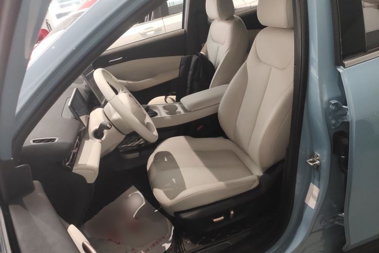 Used Baojun Yunhai 2024 140km Plug-in Hybrid Version