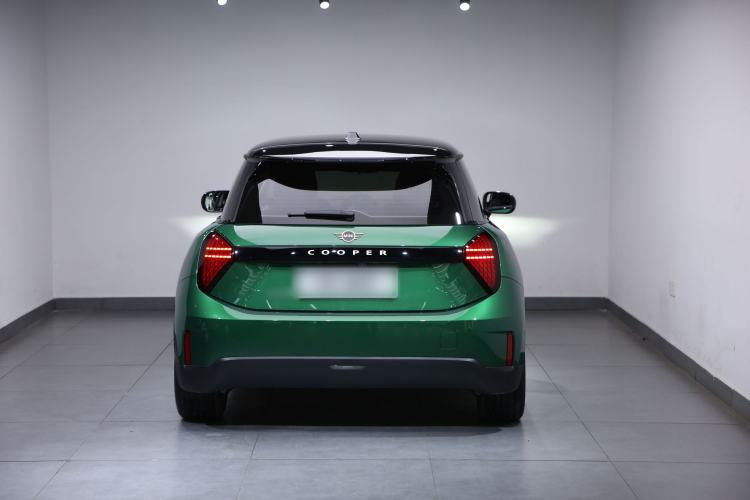 Used  Electric MINI COOPER 2024 456km COOPER E Classic Edition