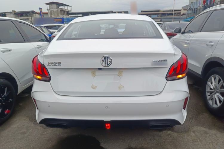 Used MG 5 2023 180 DVVT Manual Fashion Edition
