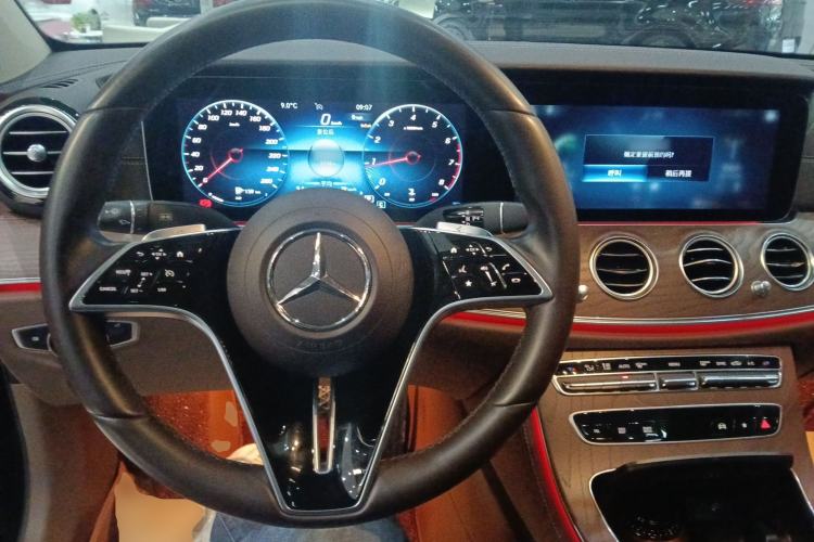 Used Mercedes-Benz E-Class 2022 Second Facelift E 260 L
