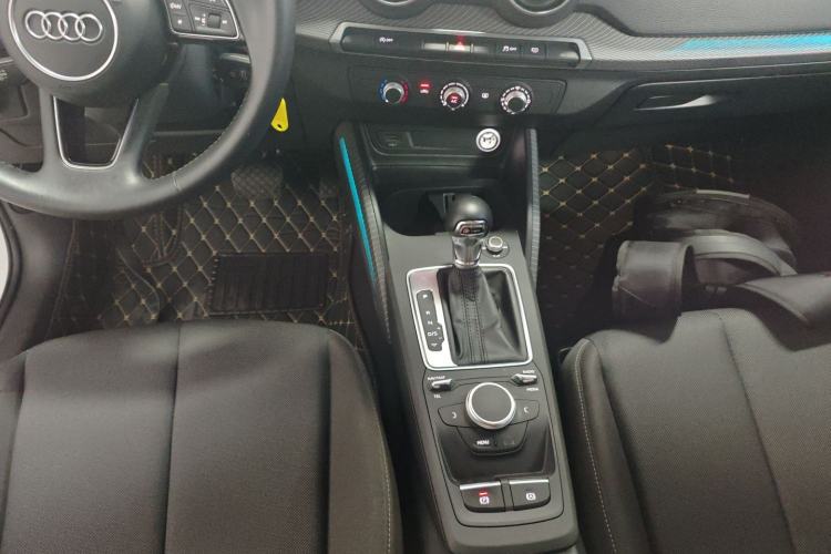 Used Audi Q2L 2018 35 TFSI Launch Exclusive Edition China V
