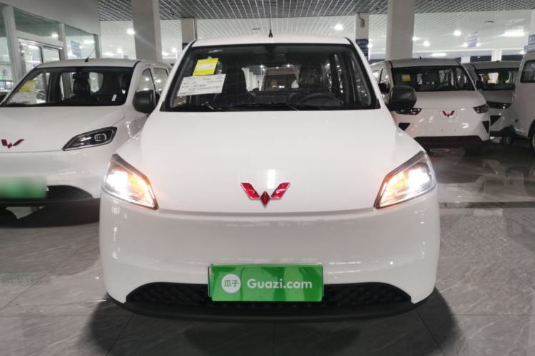 Used Wuling Hongguang New Energy 2024 All-Electric Model 300KM Standard Version
