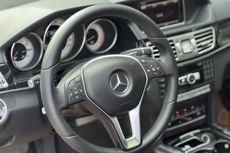 Used Mercedes-Benz E-Class 2015 E 260 L Sport Edition
