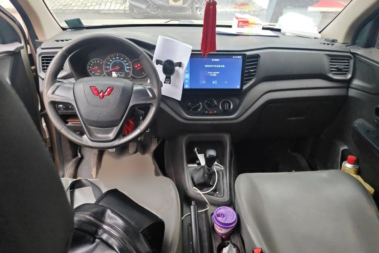 Used Wuling Hongguang V 2021 1.5L Enjoyment Edition LAR
