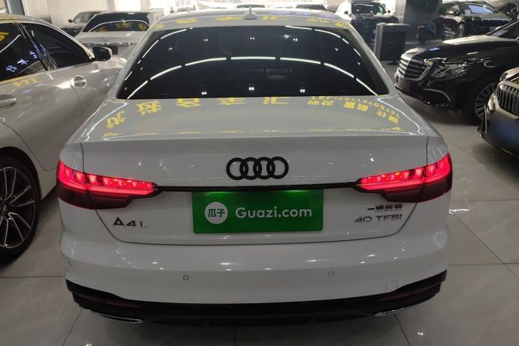 Used Audi A4L 2022 40 TFSI Luxury Dynamic Model
