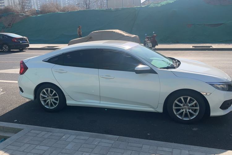 Used Honda Civic 2016 180TURBO CVT Comfort Version
