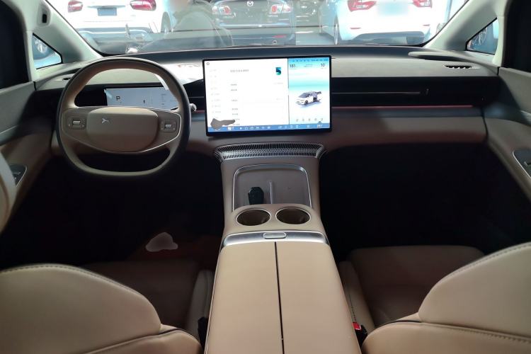 Used XPeng X9 2025 740 Ultra-Long Range Max
