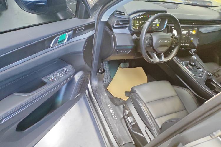 Used Lynk & Co 01 2021 2.0TD Two-Wheel-Drive Pro Trim