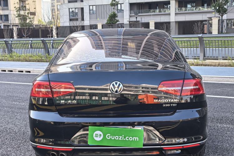 Used Volkswagen Magotan 2018 330TSI DSG Advanced Model
