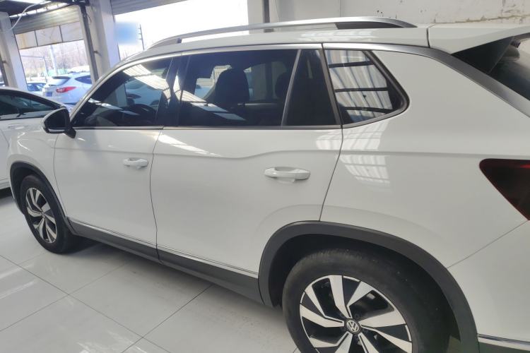 Used Volkswagen Tayron 2019 330TSI Two-Wheel Drive Luxury Model China VI Standard
