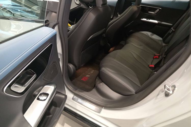 Used Mercedes-Benz EQE 2022 350 First Edition Special Version
