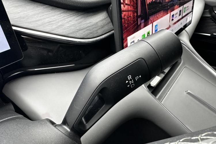 Used  L6 2025 EM-i 140km Explorer+ Edition