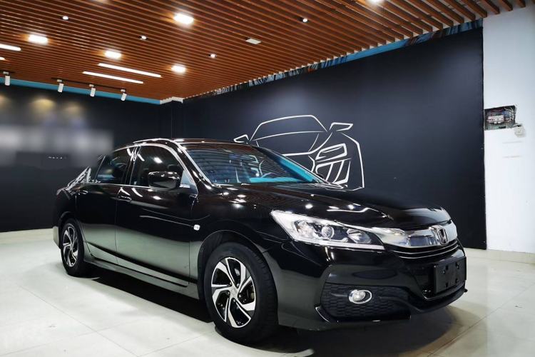 Used Honda Accord 2016 2.0L Comfort Edition
