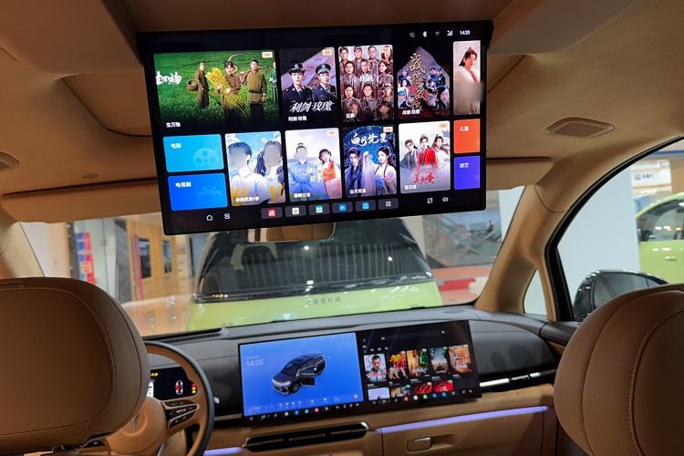 Used VOYAH Dream 2025 PHEV Four-Wheel-Drive Flagship Kunpeng Edition
