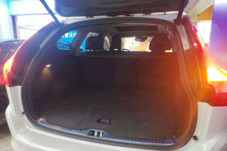 Used Volvo XC60 2015 T5 AWD Zhiyuan Edition
