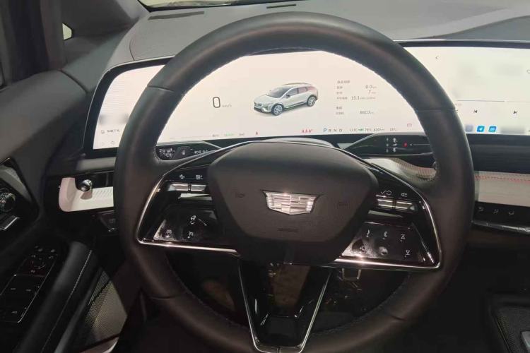 Used Cadillac OPTIQ 2024 Standard Range Version
