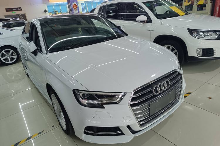 Used Audi A3 2020 Limousine 35 TFSI Fashion Edition China VI Emission Standard
