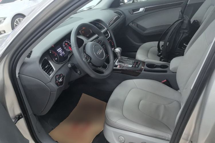 Used Audi A4L 2015 35 TFSI Automatic Comfort Model
