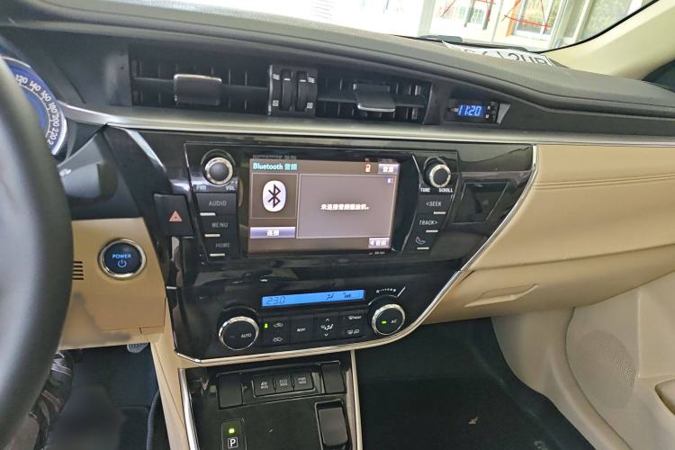 Used Toyota Corolla 2016 Dual-Engine 1.8L E-CVT Elite Edition
