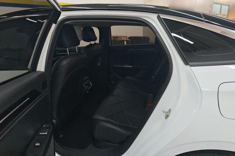 Used  L6 2024 125km PLUS Dragon Edition