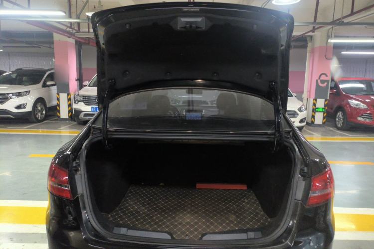 Used Ford Escort 2015 1.5L Automatic Comfort Model
