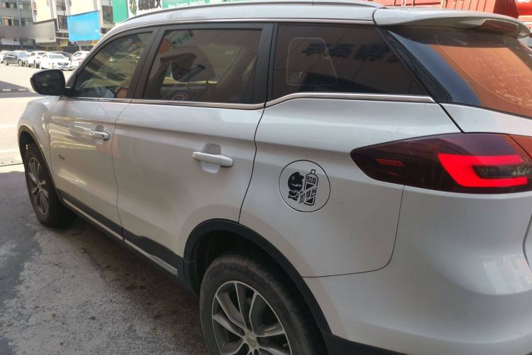 Used Geely Auto Emgrand X7 Sport 2020 1.8TD DCT Two-Wheel Drive Smart Connect 4G-Enabled Version
