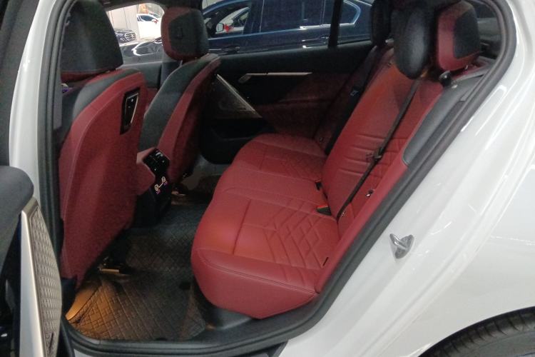 Used BMW 5 Series 2025 530Li Luxury Edition M Sport Package
