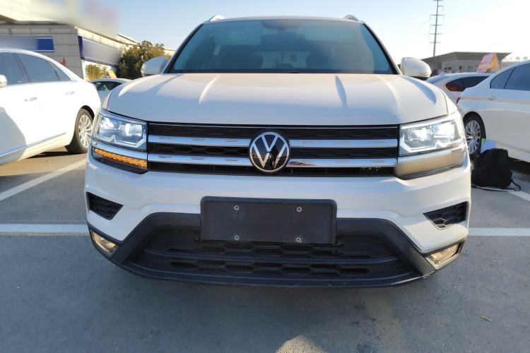 Used Volkswagen Tharu 2022 280TSI Two-Wheel-Drive Luxury Edition