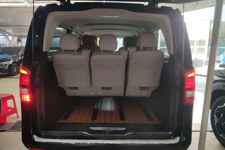 Used Mercedes-Benz Vito 2021 2.0T Elite Version 7 Seats
