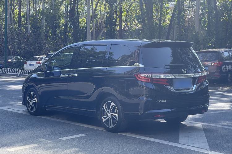 Used Honda Odyssey 2015 2.4L Smart Edition
