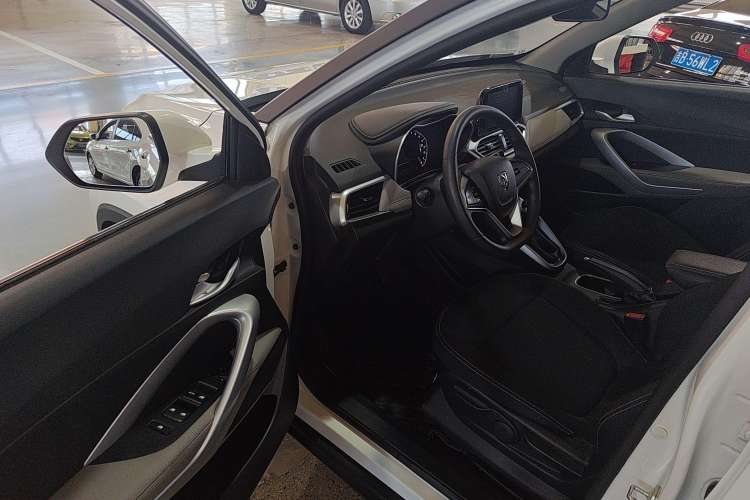 Used Baojun 510 2019 1.5L CVT Enjoyment Model China VI Emission Standard
