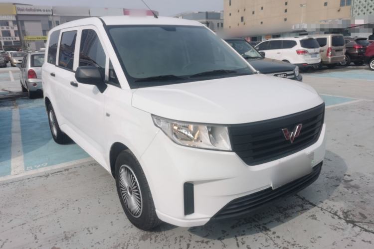 Used Wuling Hongguang PLUS 2020 1.5L Manual Standard Edition 5 Seats