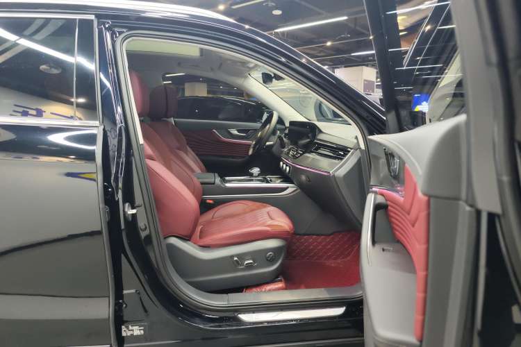 Used Hongqi HS5 2023 2.0T Qixiang Pro Edition
