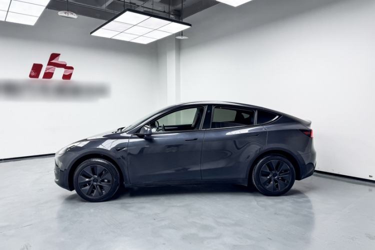 Used Tesla Model Y 2024 Rear-Wheel-Drive Version
