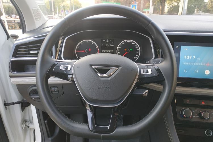 Used Jetta VS5 2023 280TSI Automatic Trend Edition
