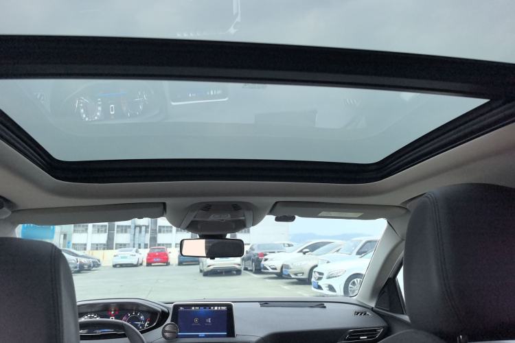 Used Peugeot 5008 2017 380THP 7-Seater Boundary-Free Edition
