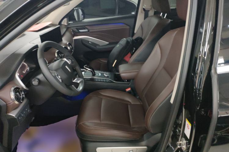 Used Wey VV6 2021 2.0T Two-Wheel Drive Smart Protection+